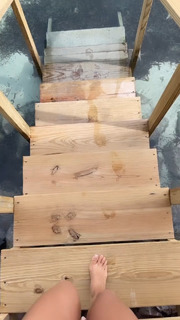 Luana Barrón feet photo thumbnail