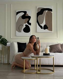 Luana Barrón feet photo thumbnail