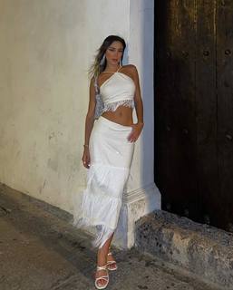 Luana Barrón feet photo thumbnail