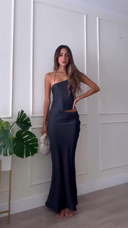 Luana Barrón feet photo thumbnail