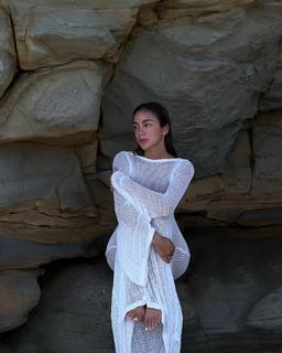 Luana Barrón feet photo thumbnail