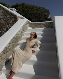 Luana Barrón feet photo thumbnail