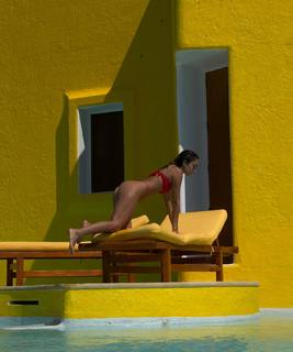 Luana Barrón feet photo thumbnail