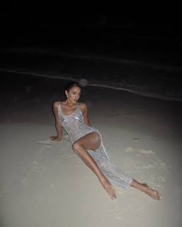 Luana Barrón feet photo thumbnail