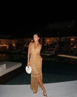 Luana Barrón feet photo thumbnail