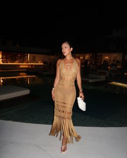 Luana Barrón feet photo thumbnail