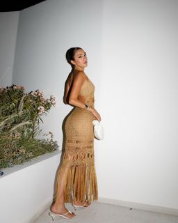 Luana Barrón feet photo thumbnail