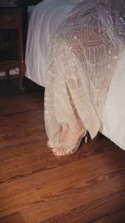 Luana Barrón feet photo thumbnail