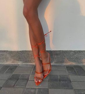 Luana Barrón feet photo 14