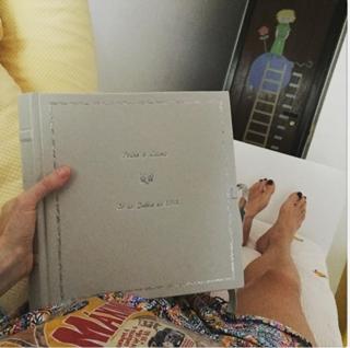 Luana Piovani feet photo thumbnail