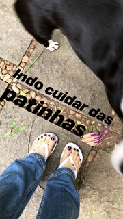 Luana Piovani feet photo thumbnail