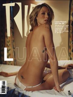 Luana Piovani feet photo thumbnail