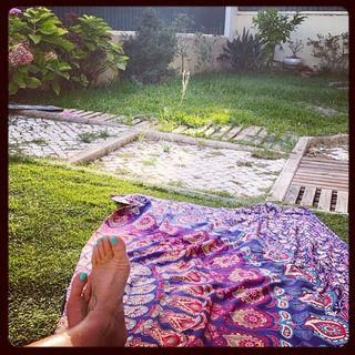 Luana Piovani feet photo thumbnail