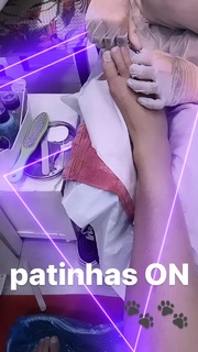 Luana Piovani feet photo thumbnail