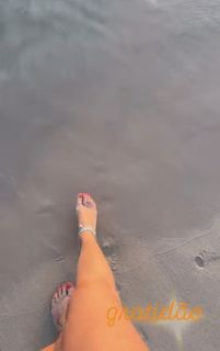 Luana Piovani feet photo 4