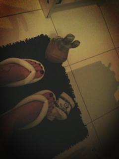 Luana Piovani feet photo thumbnail