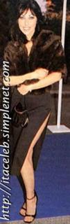 Luana Ravegnini feet photo 3