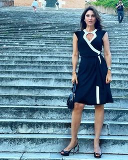Luana Ravegnini feet photo 10