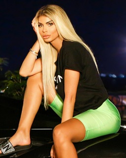 Luana Vjollca feet photo 18