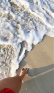 Luana Vjollca feet photo 9