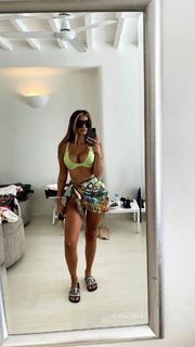 Luana Vjollca feet photo 19