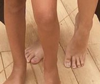 Luara Lugli feet photo 14