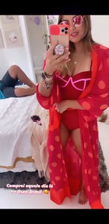 Luara Lugli feet photo 1