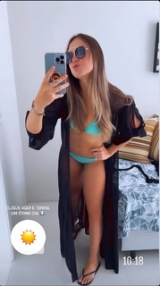 Luara Lugli feet photo 7
