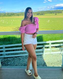 Luara Lugli feet photo 17