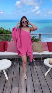 Luara Lugli feet photo 4