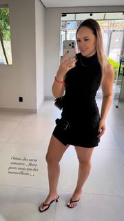 Luara Lugli feet photo 8