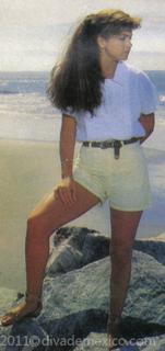 Lucero feet photo thumbnail