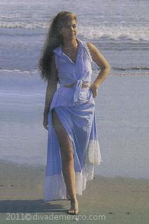 Lucero feet photo thumbnail
