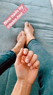 Lucia Javorceková feet photo thumbnail