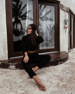 Lucia Javorceková feet photo thumbnail