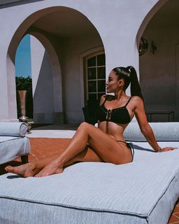 Lucia Javorceková feet photo thumbnail