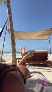 Lucia Javorceková feet photo thumbnail