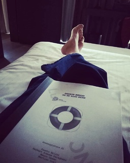Lucia Ocone feet photo 9