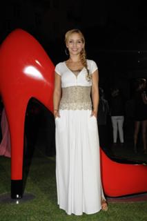 Luciana Abreu feet photo 3