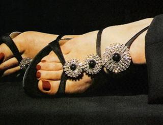 Luciana Abreu feet photo 2