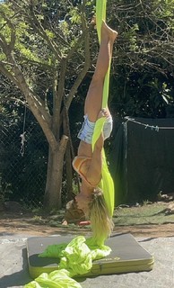 Luciana Abreu feet photo 1