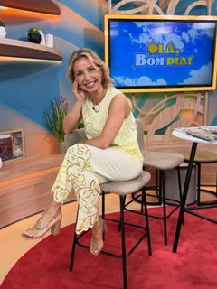 Luciana Abreu feet photo 1