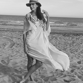Luciana Aymar feet photo 3