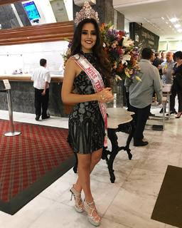 Luciana Fuster feet photo 9