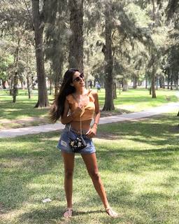 Luciana Fuster feet photo 2