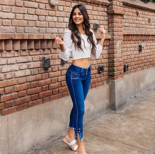 Luciana Fuster feet photo 20