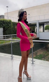 Luciana Fuster feet photo 2