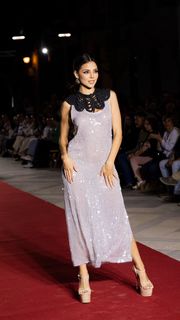 Luciana Fuster feet photo 3