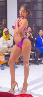 Luciana Fuster feet photo 20