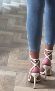 Luciana Fuster feet photo 8